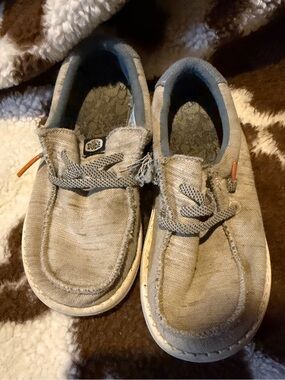 Boys Hey Dude shoes